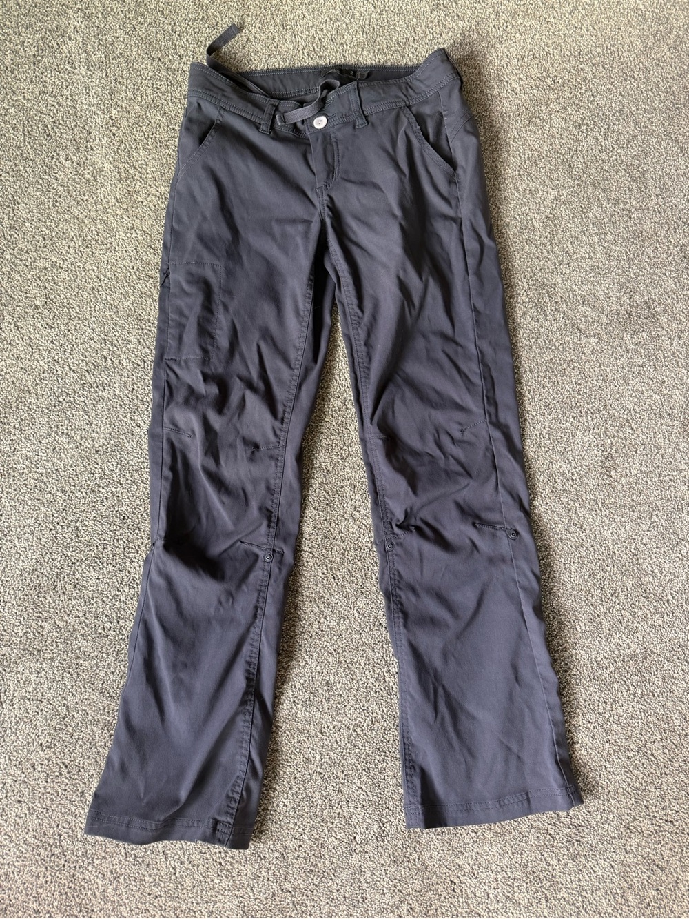Prana Women’s Hiking Pants Size 2 Short Inseam Gray—missing button